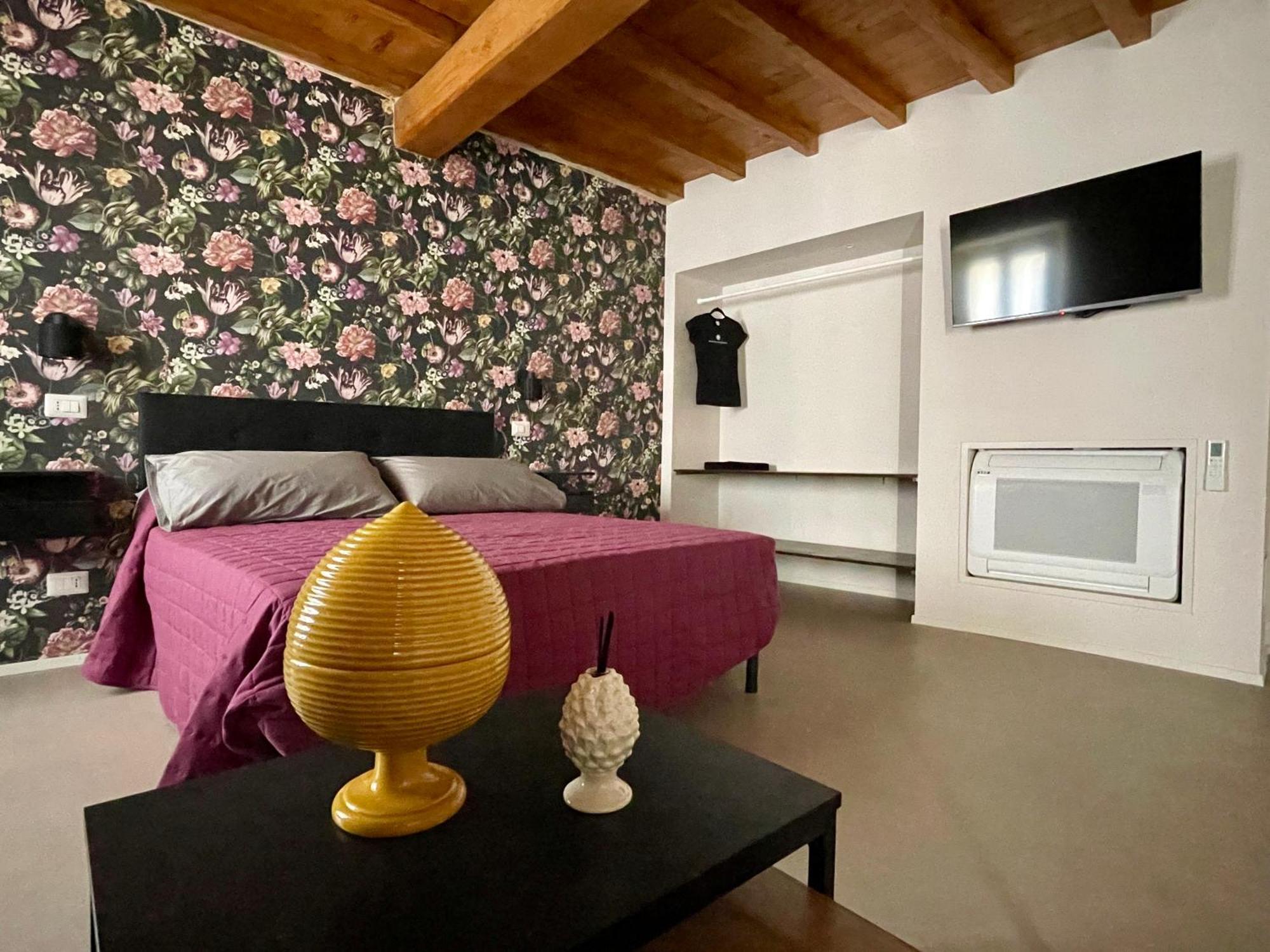 مونتيفياسكون Residenza Margherita المظهر الخارجي الصورة