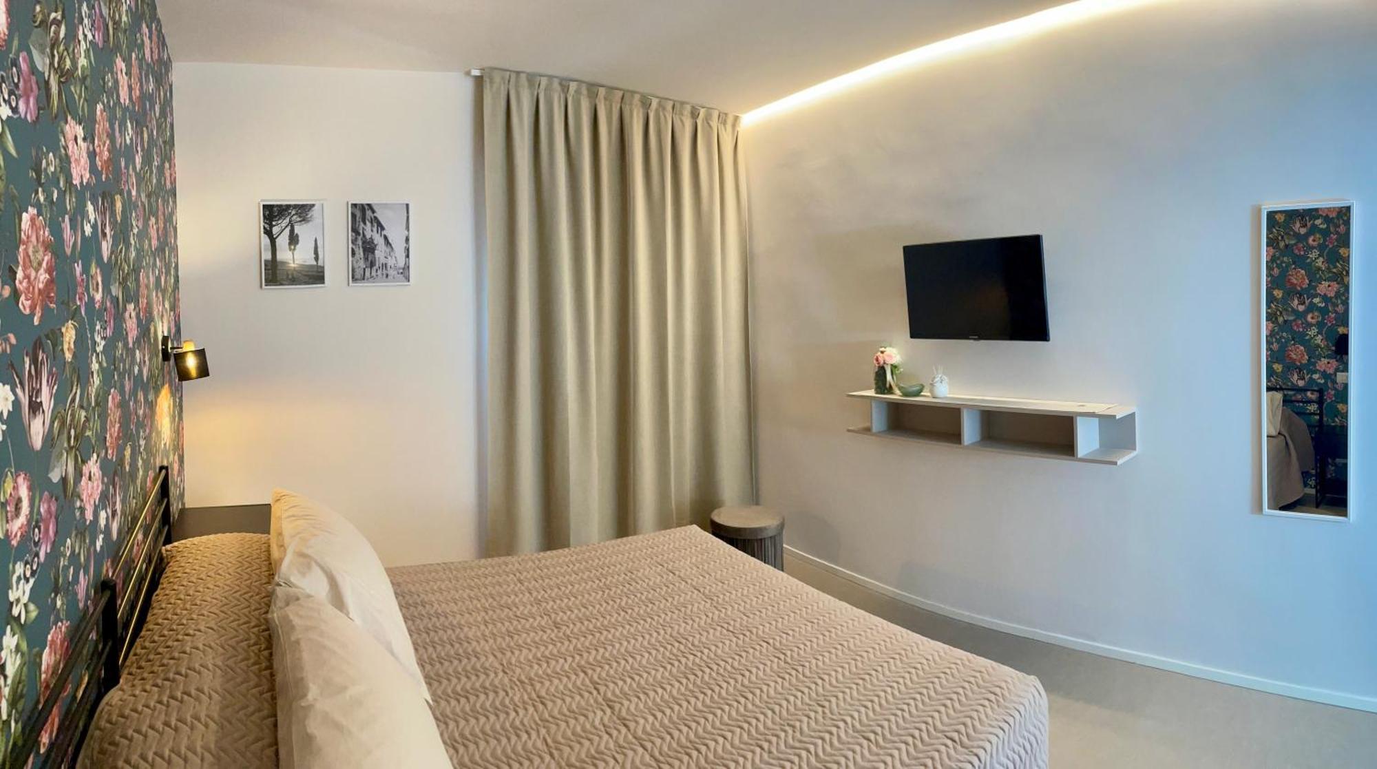مونتيفياسكون Residenza Margherita المظهر الخارجي الصورة